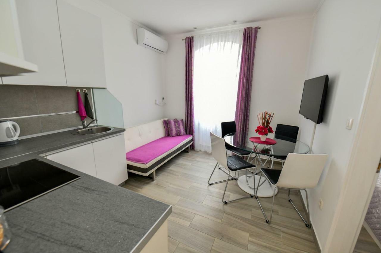 Apartment Cecilija سيني المظهر الخارجي الصورة