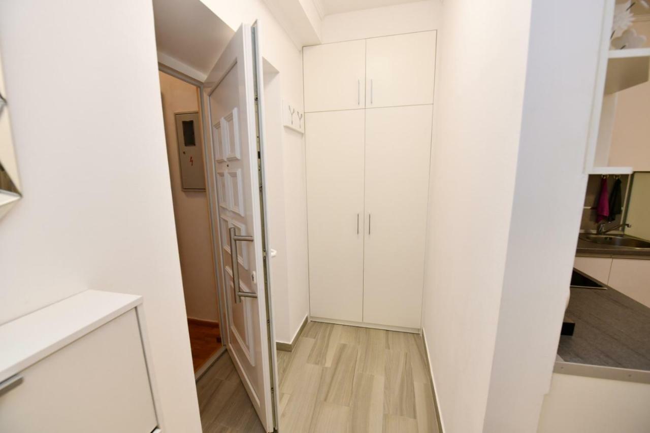 Apartment Cecilija سيني المظهر الخارجي الصورة